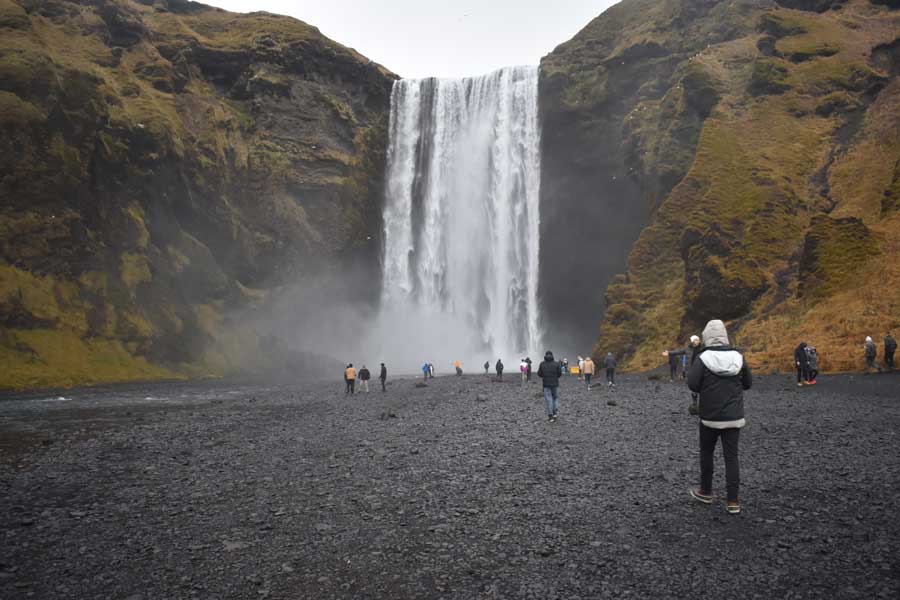 I november rejser Vejstrup blandt andet til Reykjavik i Island
